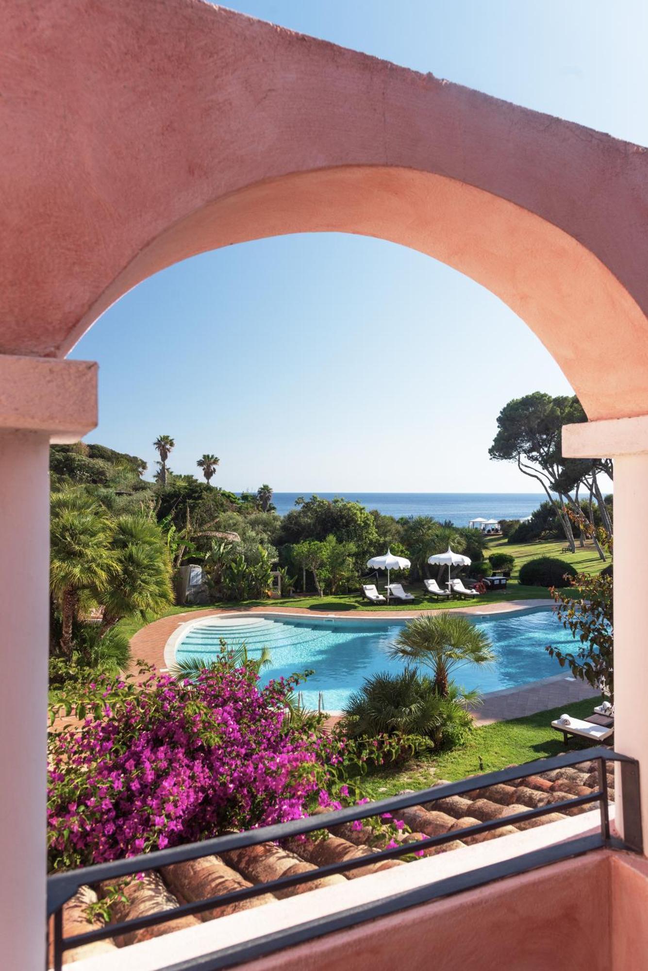 Hotel Cala Caterina ヴィッラシミーウス エクステリア 写真