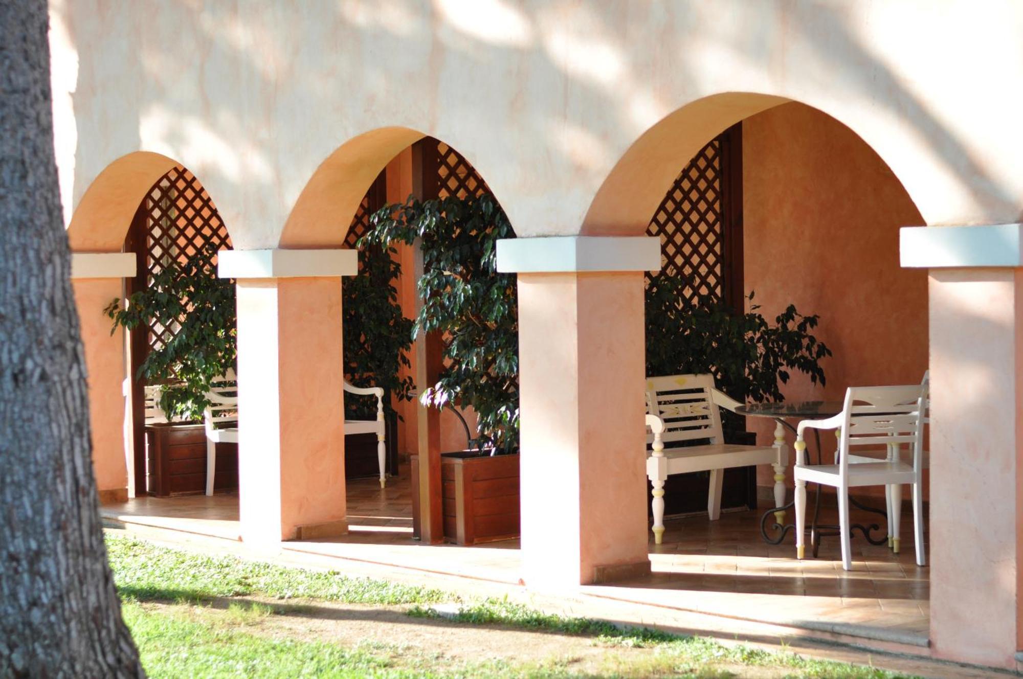Hotel Cala Caterina ヴィッラシミーウス エクステリア 写真