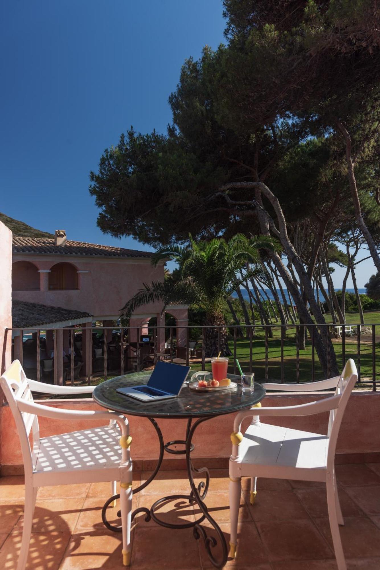 Hotel Cala Caterina ヴィッラシミーウス エクステリア 写真